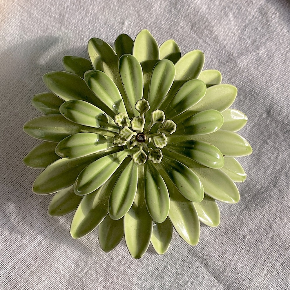 Vintage Women’s Brooch